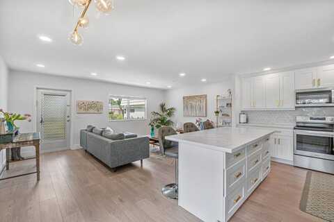 70 Valencia C, Delray Beach, FL 33446