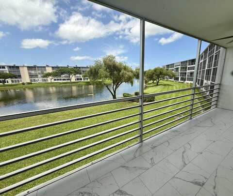 2050 Guildford C, Boca Raton, FL 33434