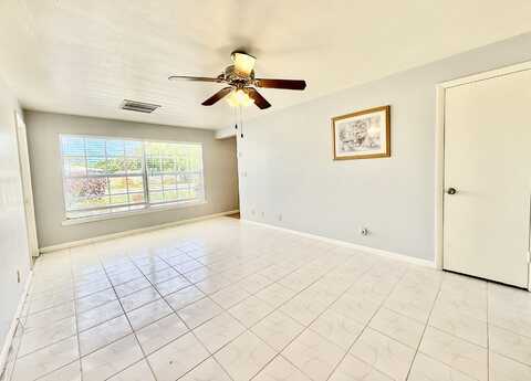 3161 Avenue H E, Riviera Beach, FL 33404