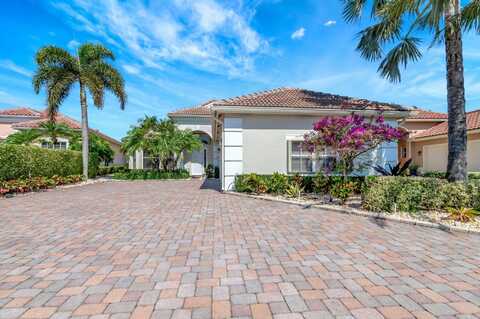 8198 Spyglass Drive, West Palm Beach, FL 33412