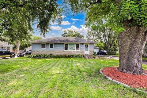 5918 Xerxes Avenue N, Brooklyn Center, MN 55430