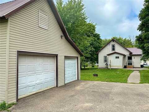 139 W Wilson Avenue, Elmwood, WI 54740
