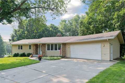 505 Highland Drive, Chanhassen, MN 55317