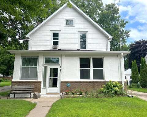615 3rd Street SE, Willmar, MN 56201