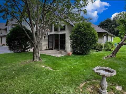 2345 Cottage Drive, Stillwater, MN 55082