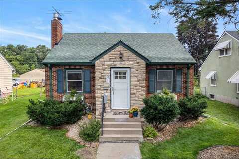 971 Palace Avenue, Saint Paul, MN 55102