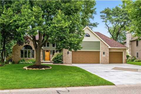 1913 120th Lane NE, Blaine, MN 55449
