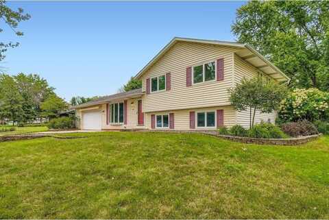 167 Tamarack Court, Stillwater, MN 55082