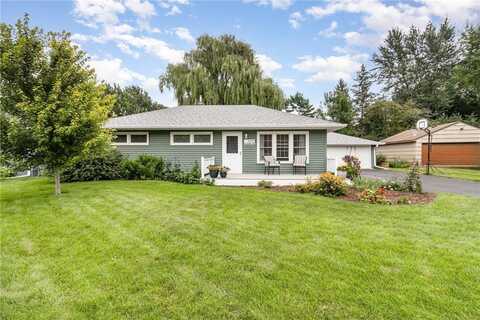 2590 Charlotte Street, Roseville, MN 55113