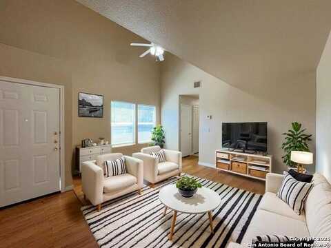 8023 Maverick Climb, San Antonio, TX 78250