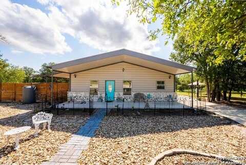 712 LINK DR, Kingsland, TX 78639