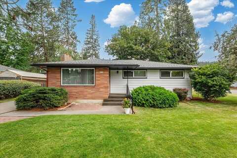 8203 N Hughes Dr, Spokane, WA 99208