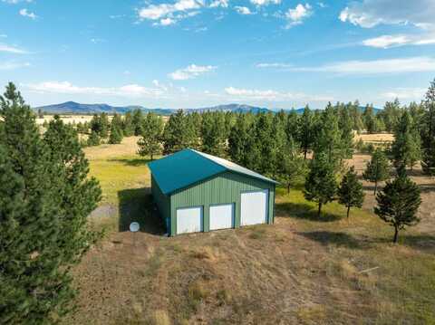 19316 W Johnson Ln, Nine Mile Falls, WA 99026