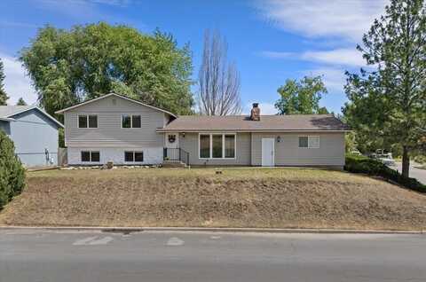 6127 S Crestline St, Spokane, WA 99223