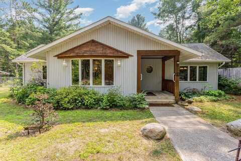 538 Wilber, East Tawas, MI 48730