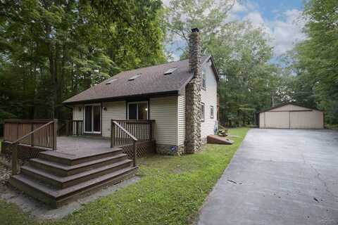 2061 Victoria, Lupton, MI 48635
