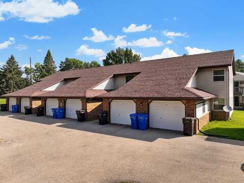 551 Hawaii Lane, Sun Prairie, WI 53590