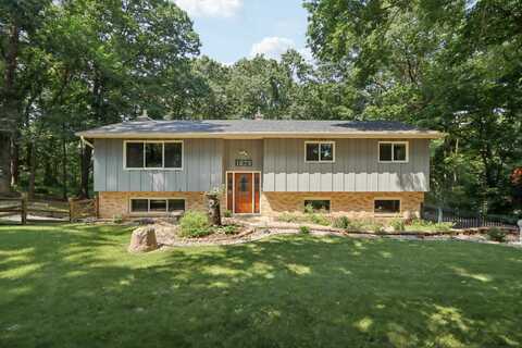1879 Briarwood Lane, Fitchburg, WI 53575