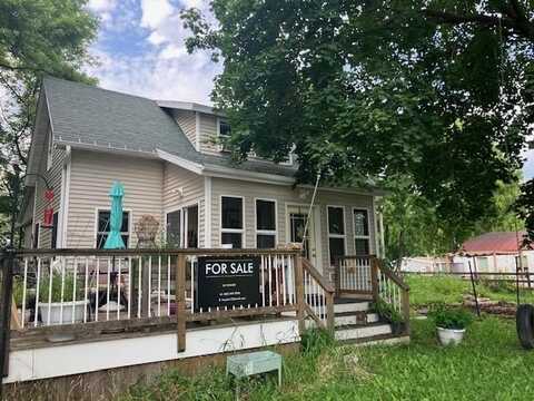 6908 Paoli Road, Belleville, WI 53508