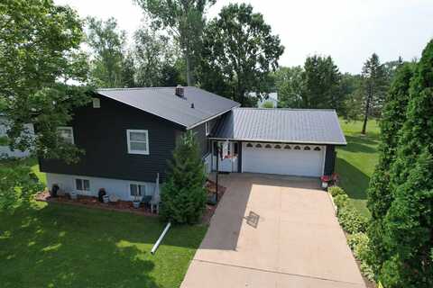 615 Grant Street, Platteville, WI 53818