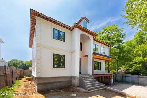 16 Boyle Place, Staten Island, NY 10306