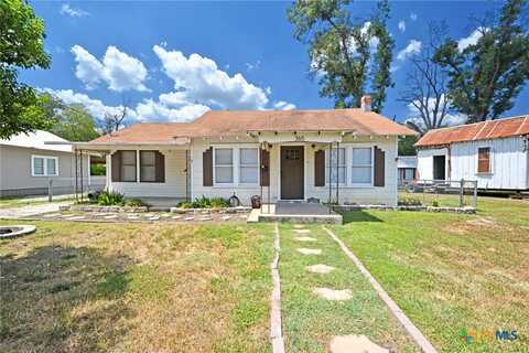 365 E Faust, New Braunfels, TX 78130