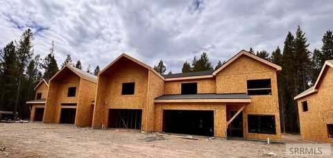 4351 Yeti Ln, Island Park, ID 83429