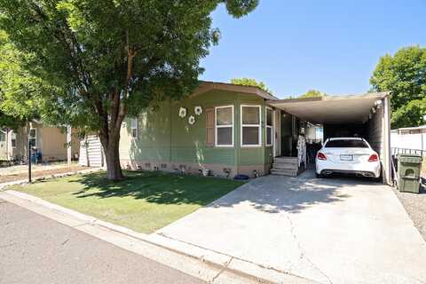 633 E Archwood Drive, Eagle Point, OR 97524