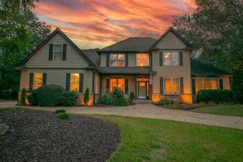 10 Forest Valley Way, Greer, SC 29651