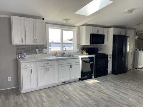 2105 Granite Street, Hudsonville, MI 49426