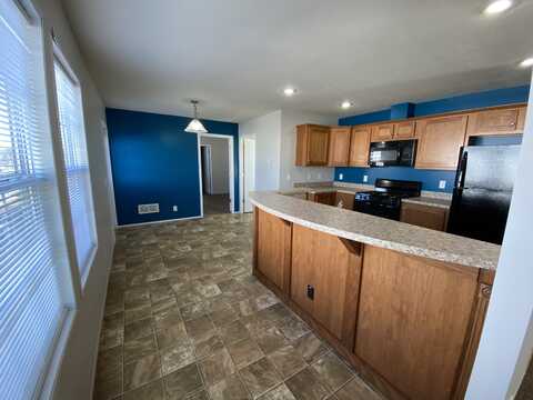 4975 Annapolis Circle East, Canton, MI 48188