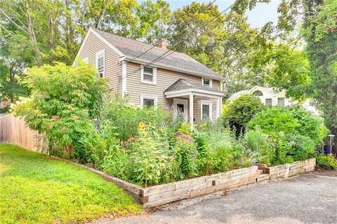 20 Victory Street, South Kingstown, RI 02879