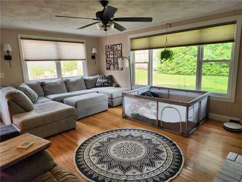 190 Capron Farm Drive, Warwick, RI 02886