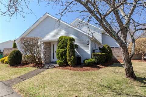 1011 Williamsburg Circle, Warwick, RI 02886