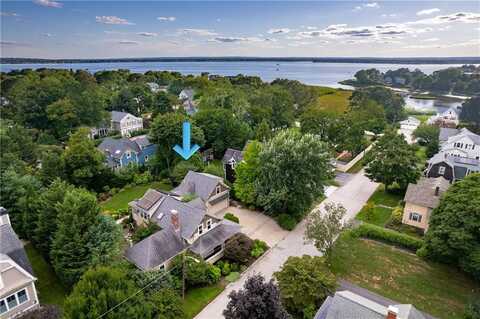 20 Short Road, Barrington, RI 02806