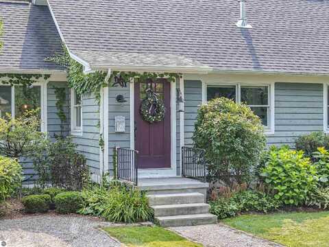 124 Monroe Street, Traverse City, MI 49684