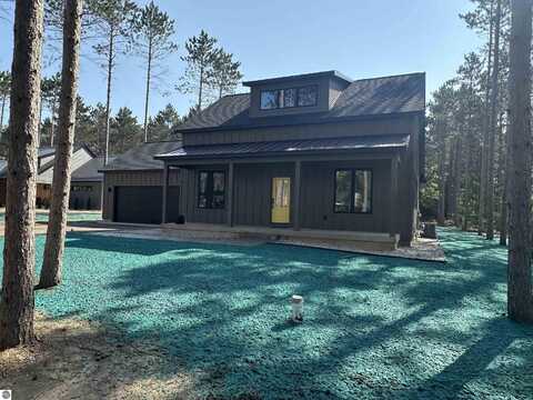 1868 Cascade Trail, Traverse City, MI 49685