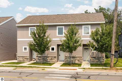 1143 E Eighth Street, Traverse City, MI 49696