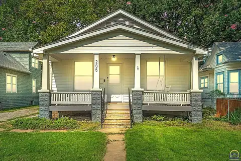 205 NE Freeman AVE, Topeka, KS 66616