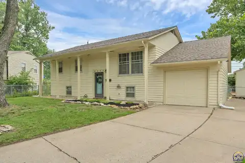 2568 SW Kent ST, Topeka, KS 66614