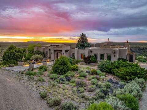 89 Riverbend Road, Ranchos de Taos, NM 87557