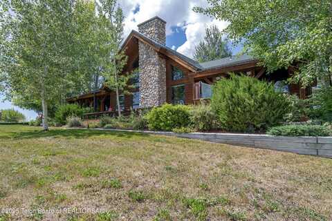 9270 MOUNTAIN VIEW Drive, Tetonia, ID 83452