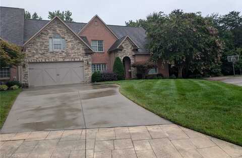 4134 Coachman's Court, High Point, NC 27265