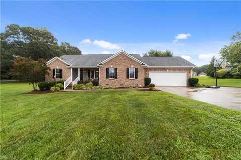 191 E Plantation Circle, Reidsville, NC 27320