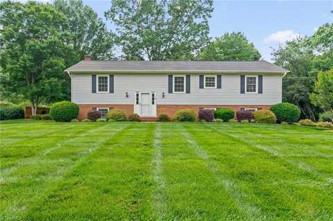 4760 Sherborne Drive, Pfafftown, NC 27040