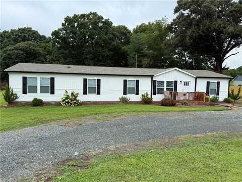 6064 NC Highway 66, King, NC 27021