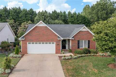 1811 Cahill Drive, Winston Salem, NC 27127