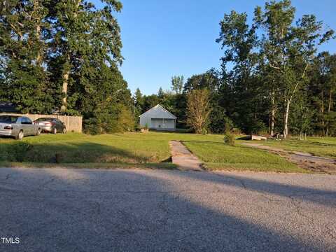 404 S Gardner Avenue, Kenly, NC 27542