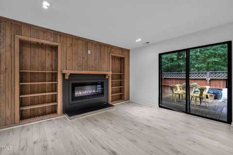 183 Summerwalk Circle, Chapel Hill, NC 27517