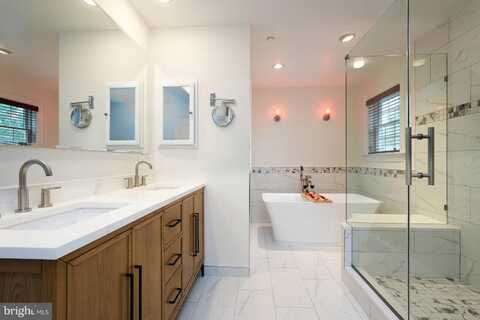 6208 WISCASSET ROAD, BETHESDA, MD 20816